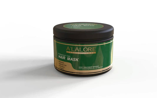 A'LALÓRE markalı doğal bileşenler içeren yeşil ambalajlı saç maskesi kavanozu