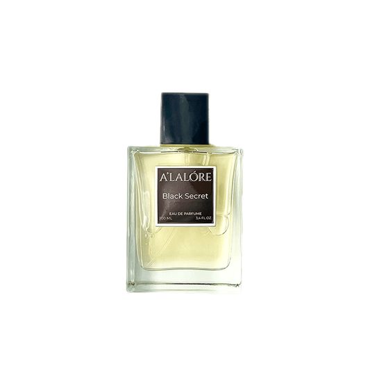 A'LALÓRE Black Secret erkek parfüm önerisi şeffaf cam şişede siyah kapaklı