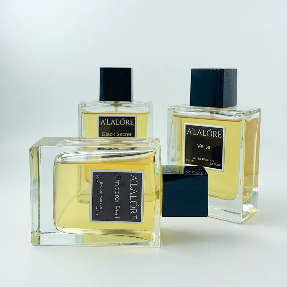 A'LALÓRE erkek parfümü 100 ml şişeleri üç farklı çeşitle beyaz arka planda